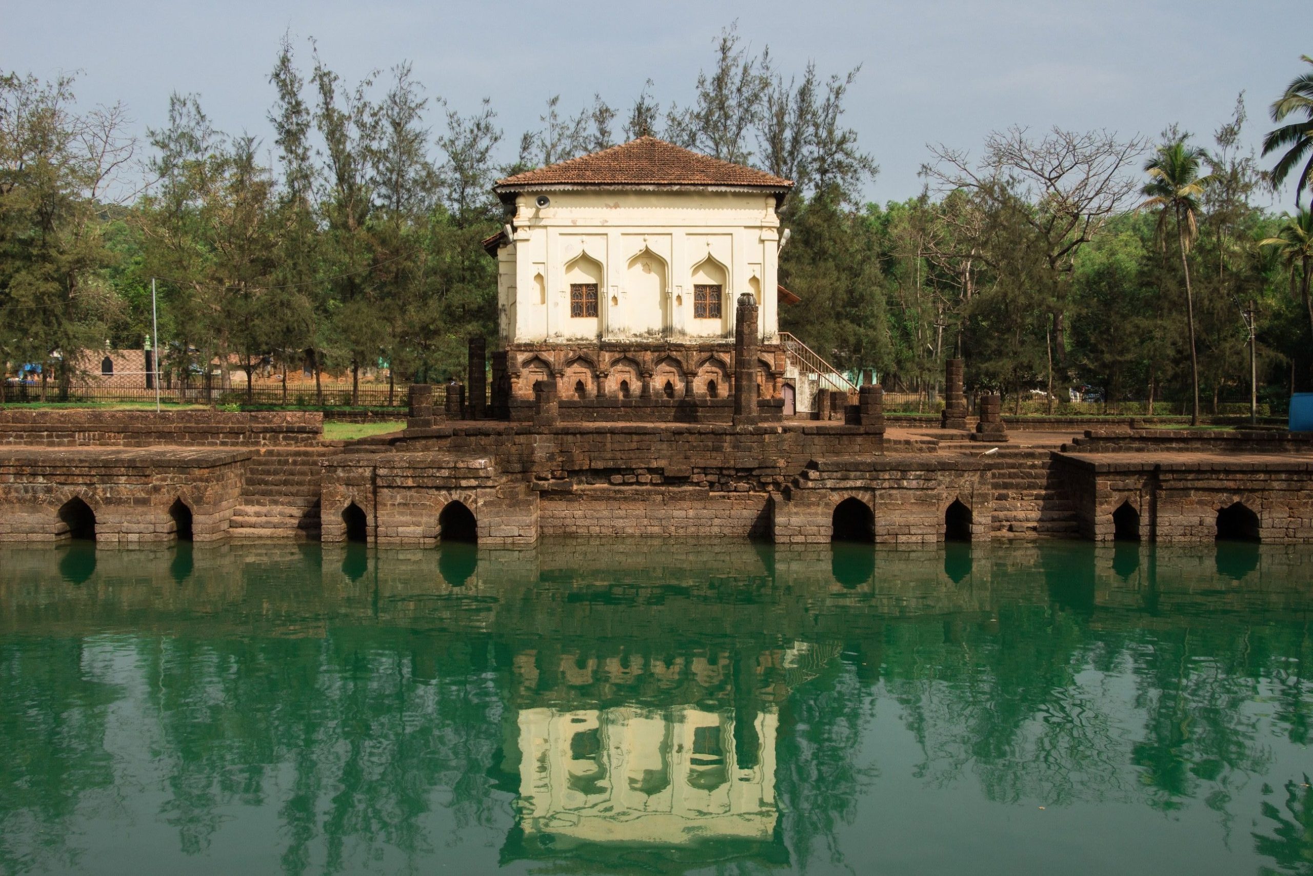 the image shows offbeat goa at Safa Masjid in Ponda