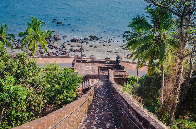 The image shows a famous fort in goa the reis magos fort