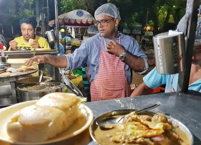 Veg and Non-Veg Street Food to Try in Goa